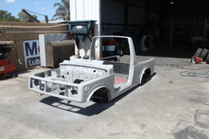 SUZUKI SIERRA SJ50 LWB UTE 1.3L EFI 26 red ute 25