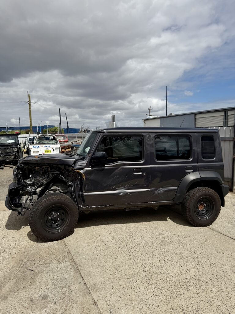 Suzuki Wrecking 16 XL 3